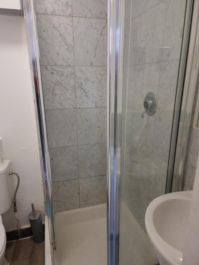 F8-Mezzanine 1St Floor Flat Fits 3 Near Paddington London Exterior photo